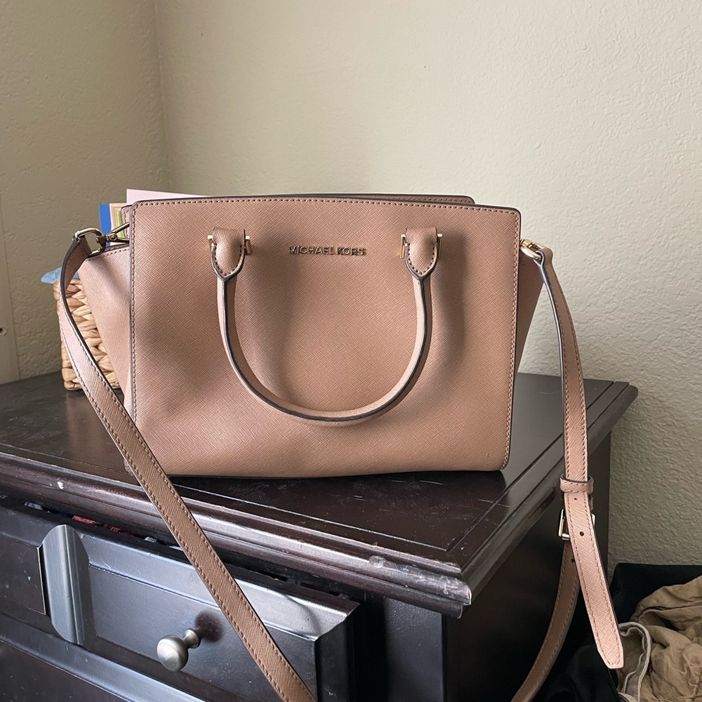 Michael Kors Tan Leather Handbag
